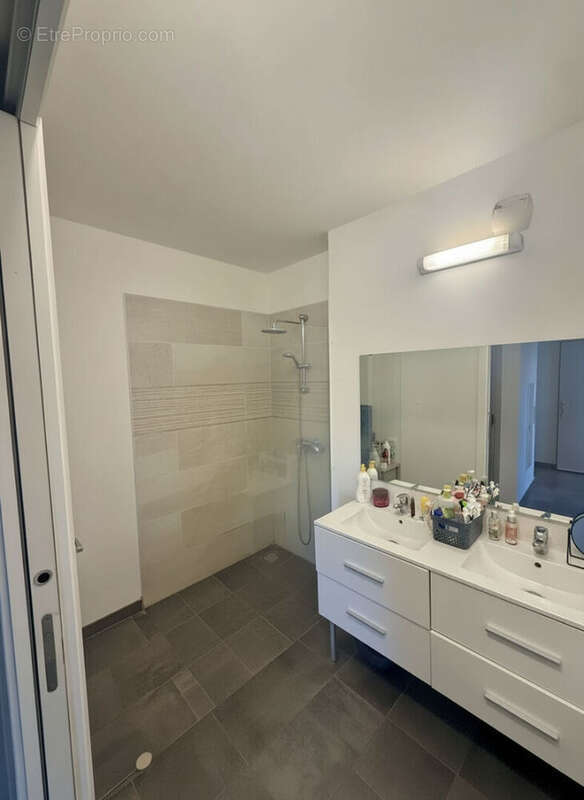 A vendre t4  vide de 71 m² - la saline les bains - photo 11