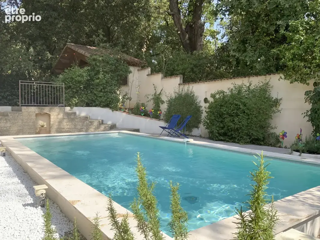 Maison atypique dans un cadre verdoyant avec piscine. - photo 5