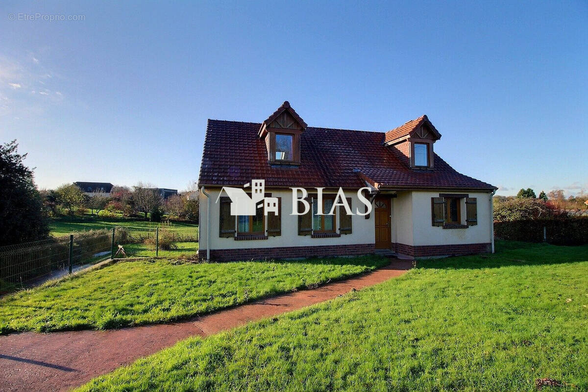 Maison à MONTEROLIER