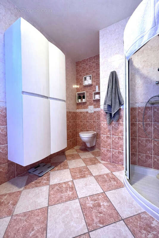 Maison à SAINT-CIRGUES-DE-MALBERT