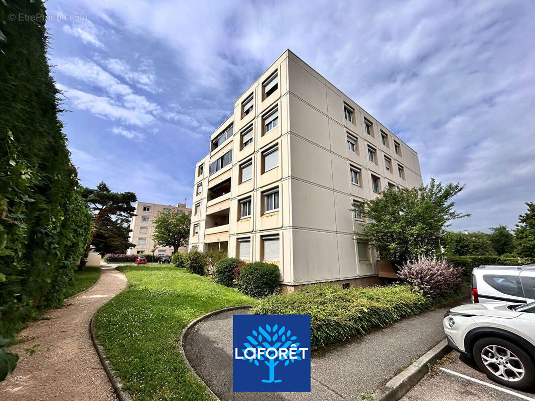 Appartement à SAINT-PRIEST