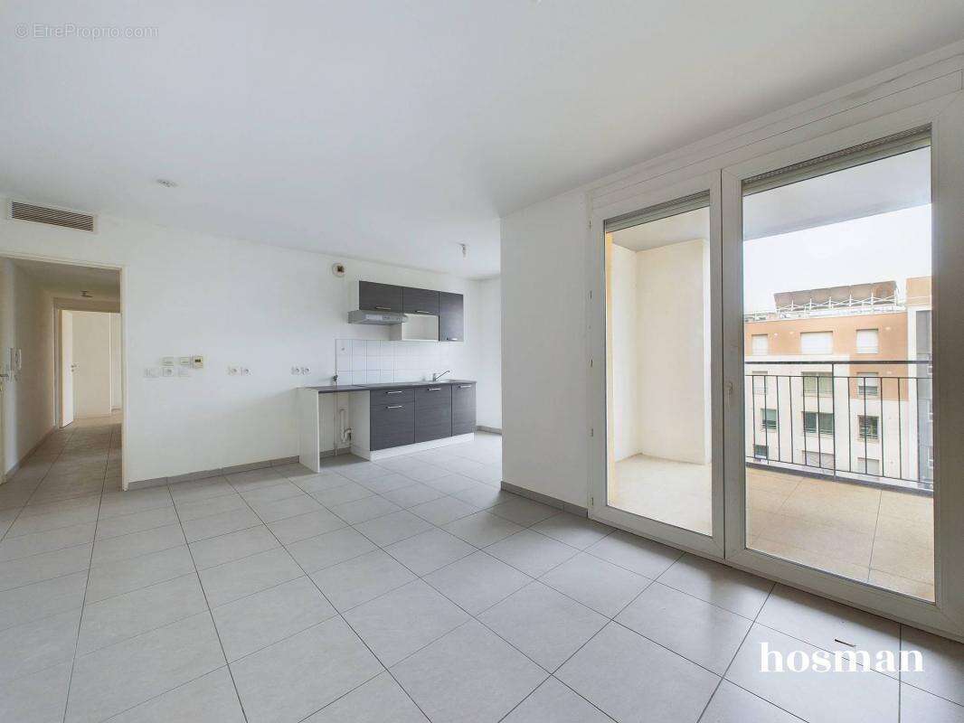 Appartement à LYON-8E