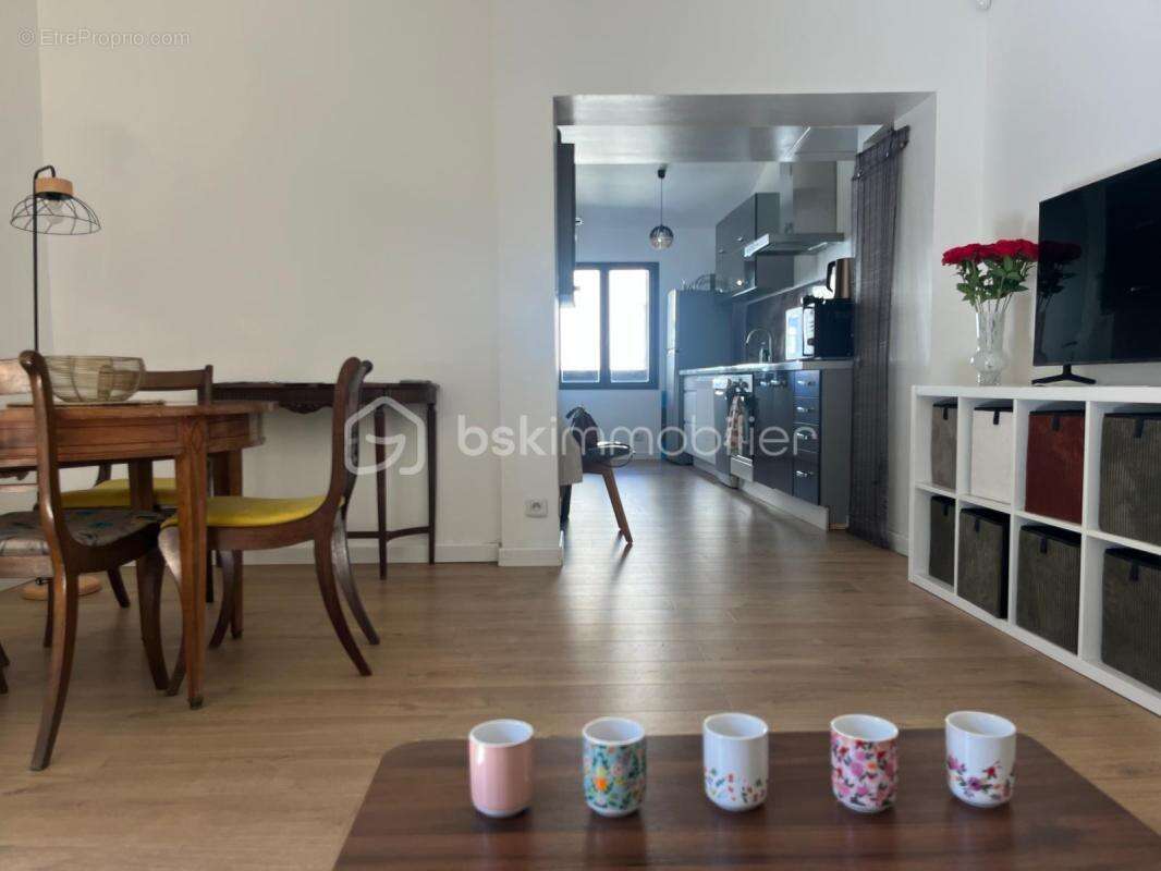 Appartement à L'ISLE-SUR-LA-SORGUE