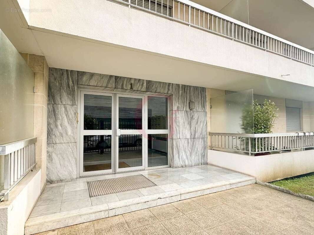 Appartement à BOURG-LA-REINE