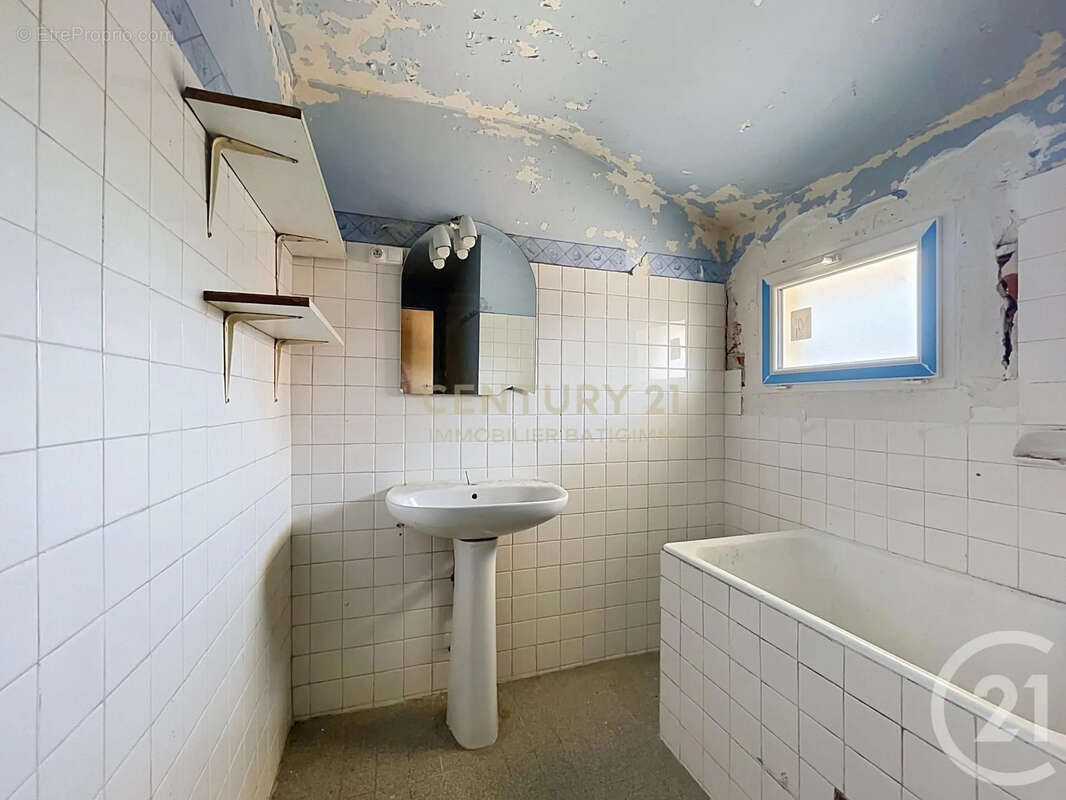 Maison 61 m² à Pont-De-Cheruy  - photo 9