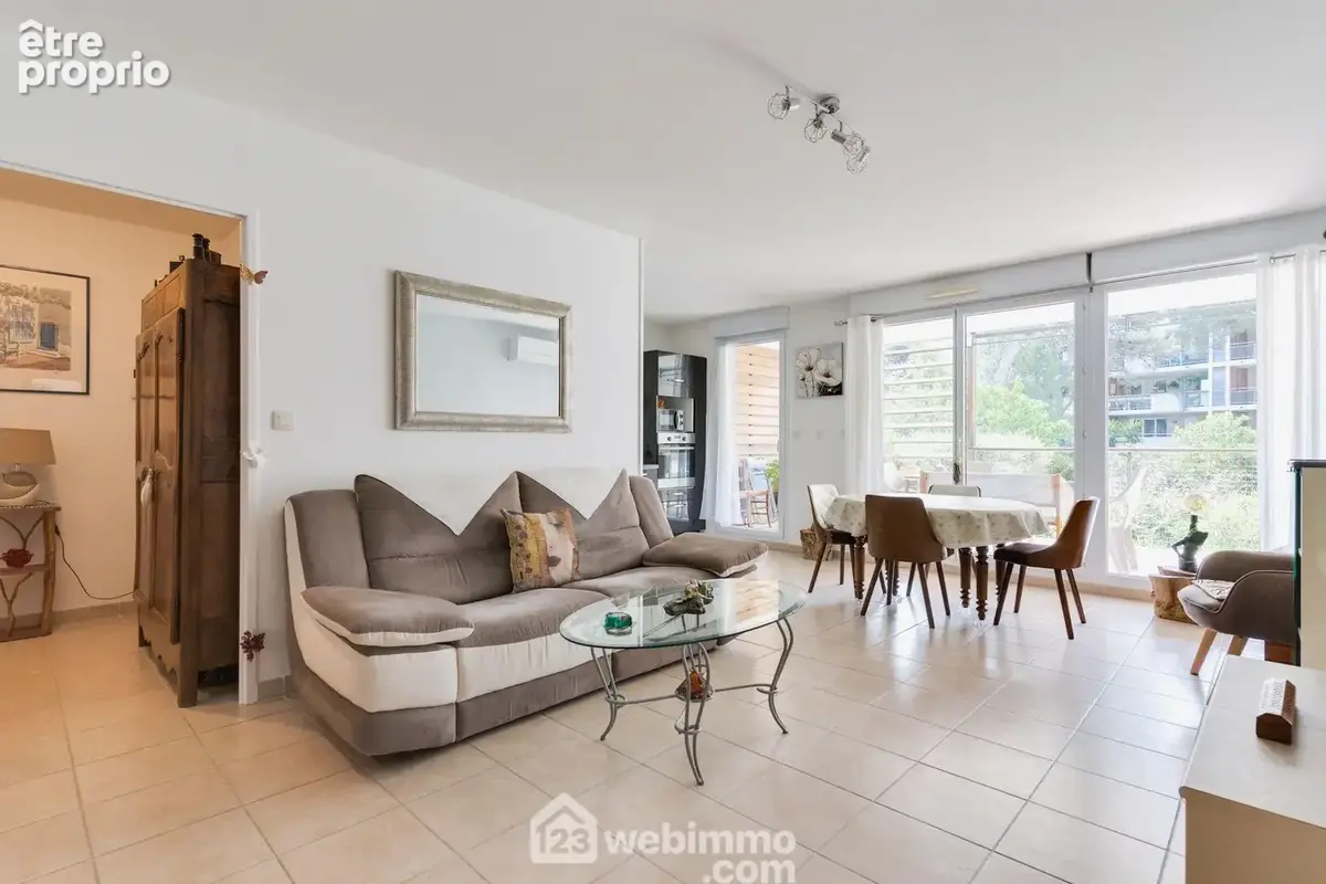 Appartement 72 m² à Marseille-9e  - photo 248