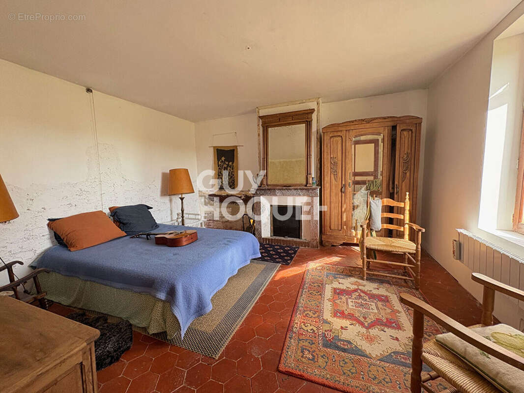 Maison à PULLAY