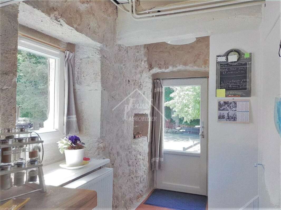 Maison à SAINT-POURCAIN-SUR-SIOULE