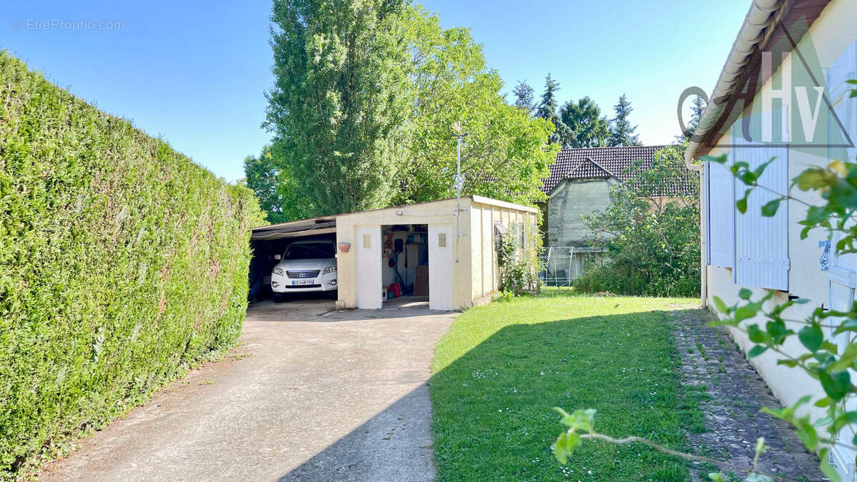 Maison à SOISY-BOUY