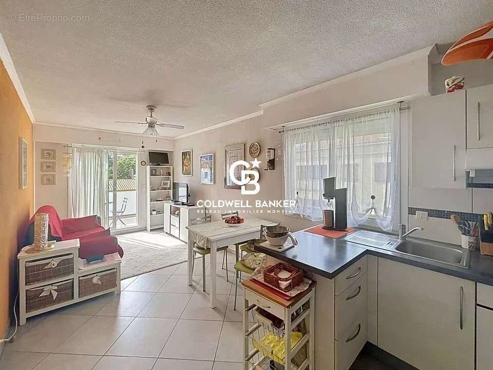 Appartement à FREJUS