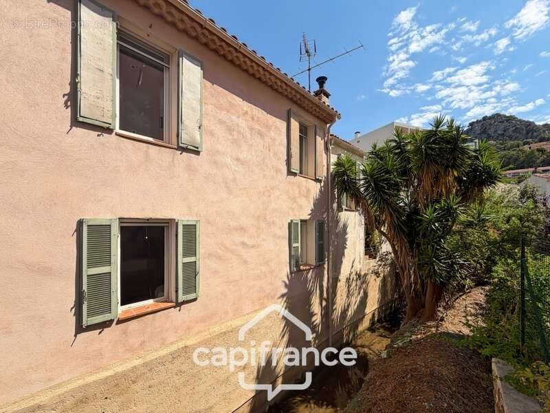 Maison à HYERES