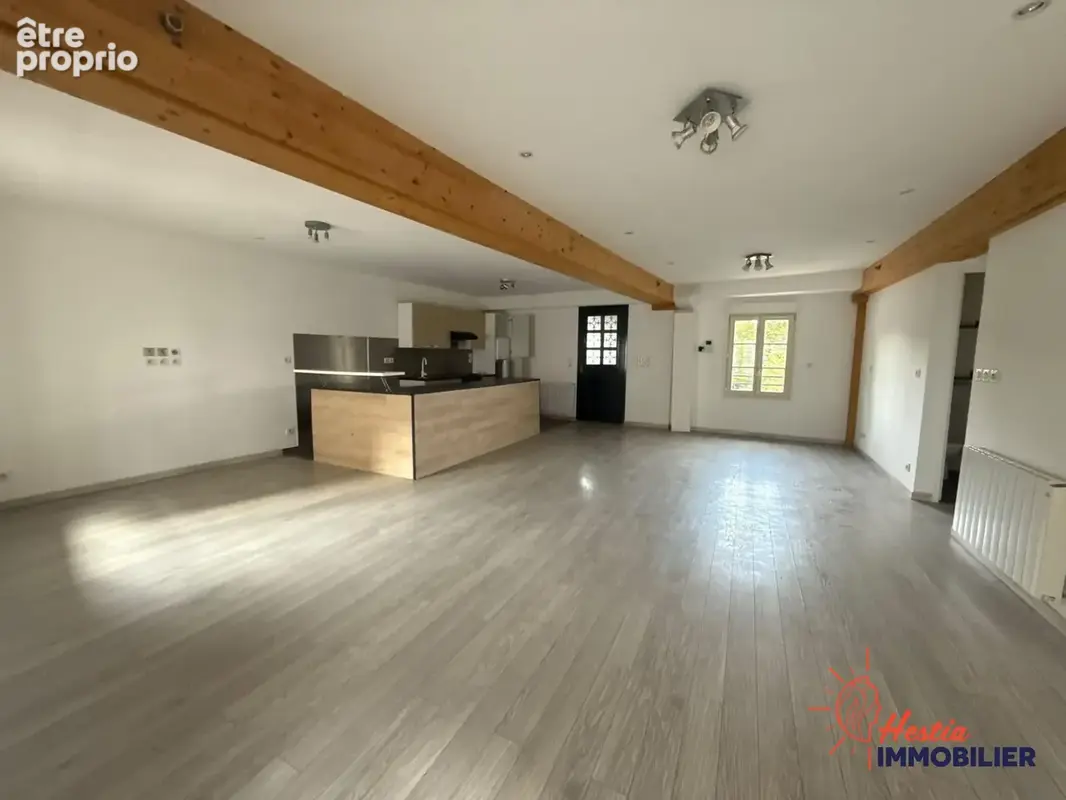 Appartement 5 pièces 109 m² à vendre à Chalons-En-Champagne (51000) - photo 3