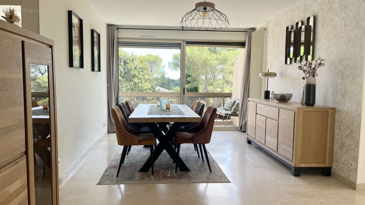 Appartement à NIMES