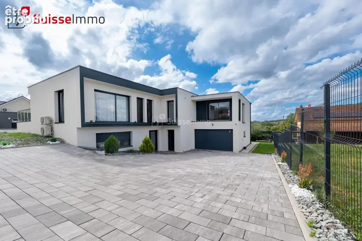 Photo Maison à Mezire au prix de 569 000€