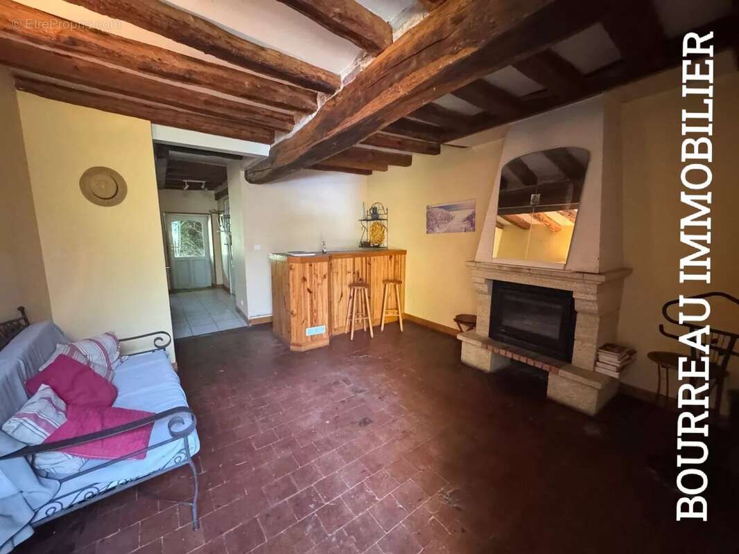 Maison à CHASSY