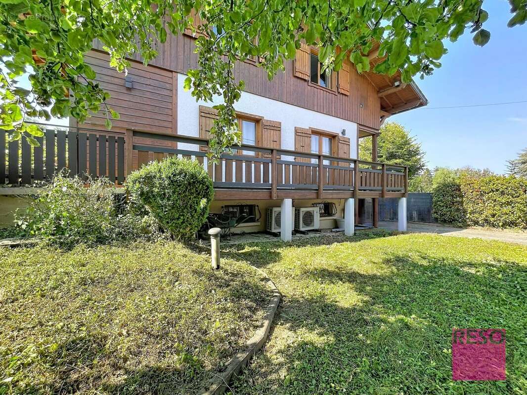 Maison à CRANVES-SALES