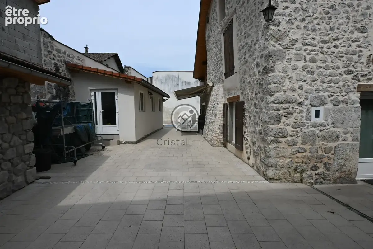 Maison de village avec piscine - 2 chambres centre du village - photo 2