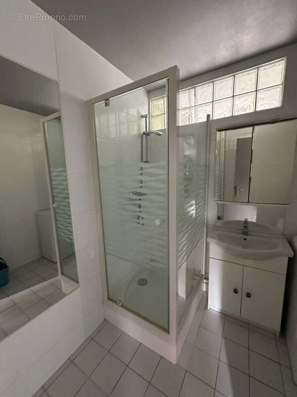 Appartement à MONT-SAINT-AIGNAN
