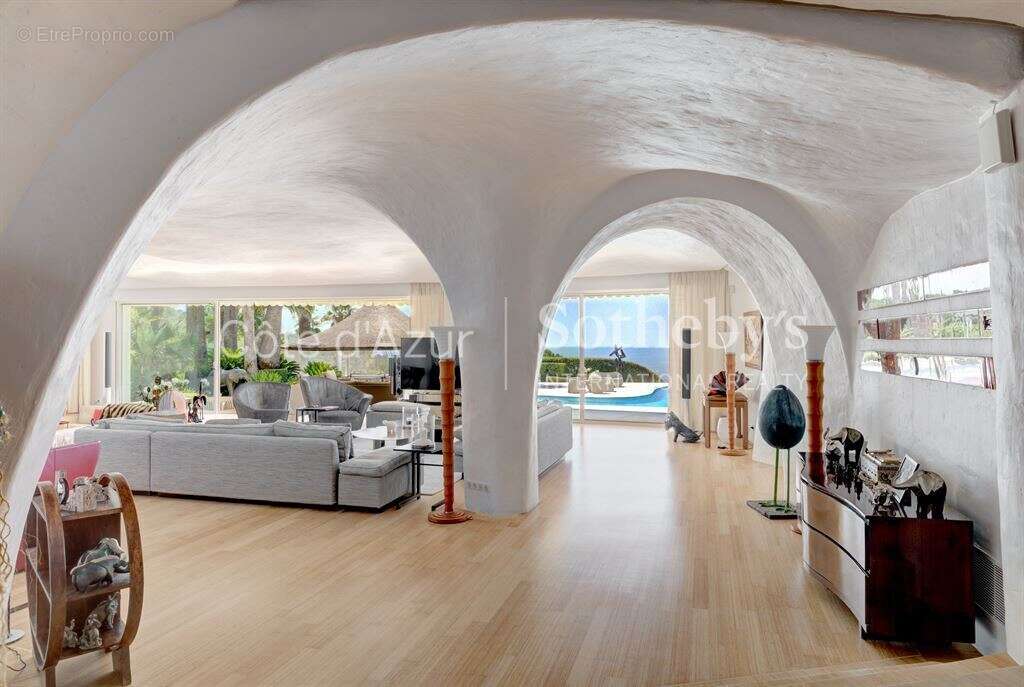 Cannes Californie, villa d'inspiration Couëlle avec vue panoramique, piscine et maison d'invités - photo 6