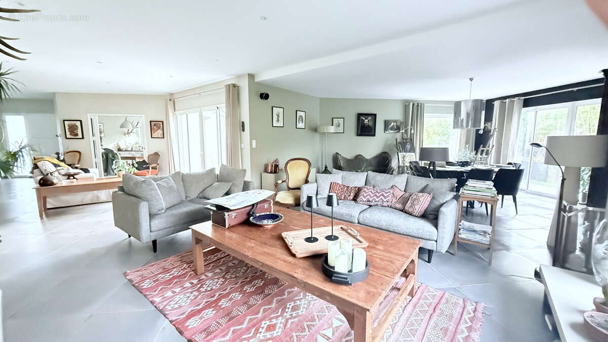 Maison à BALLAN-MIRE