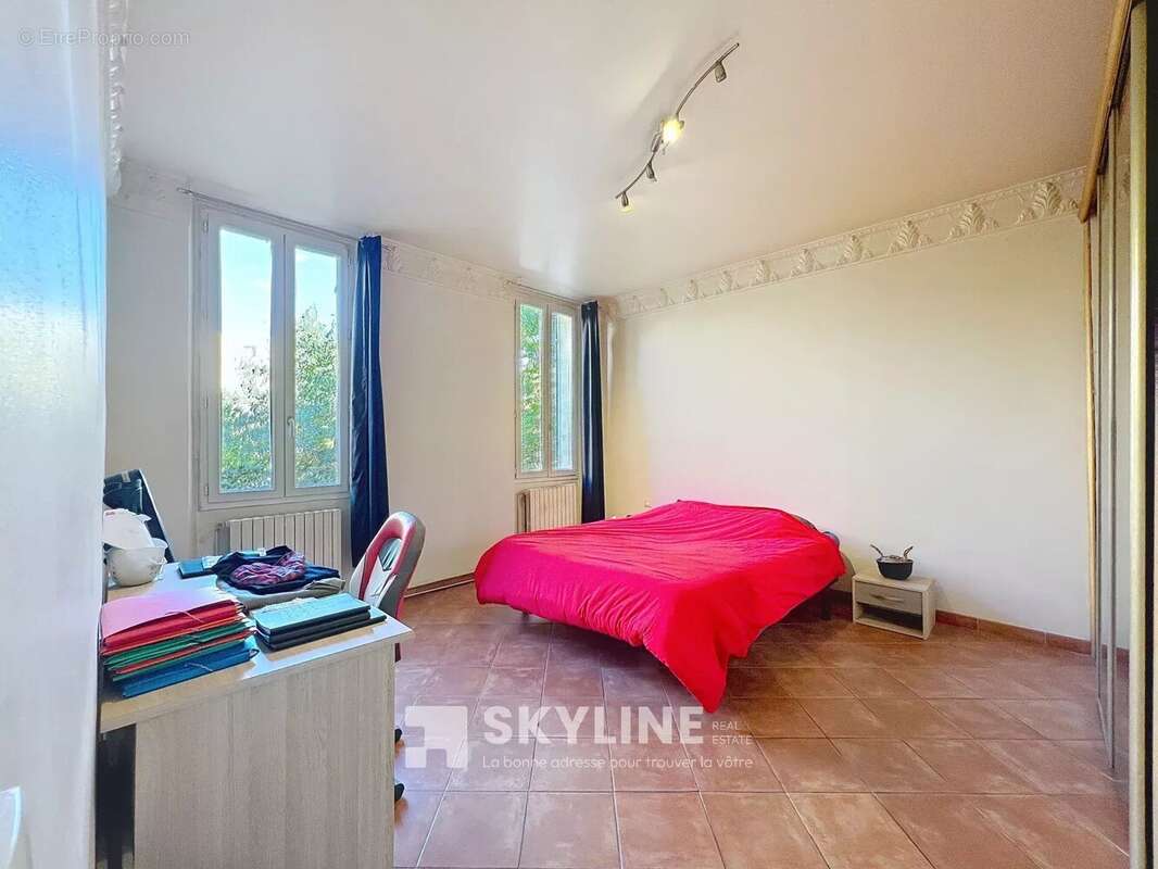 Appartement à MARSEILLE-3E
