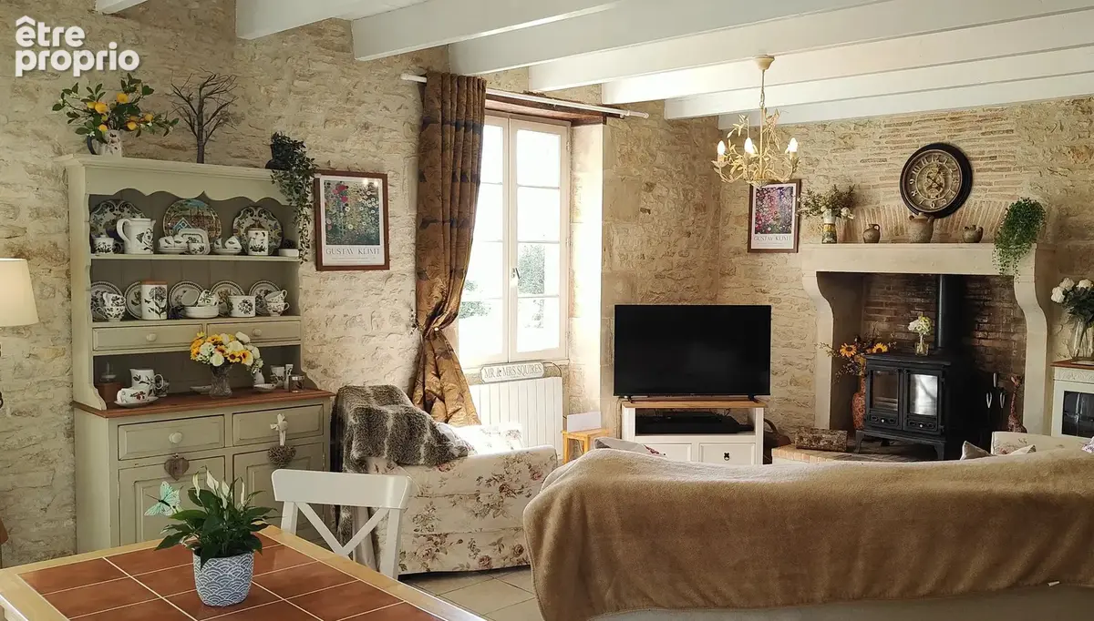 Belle propriété avec terrain et dépendances - photo 12