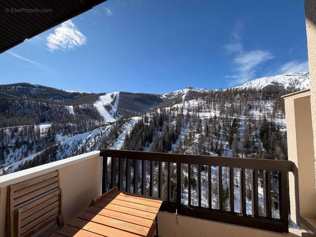 Appartement à SAINT-ETIENNE-DE-TINEE