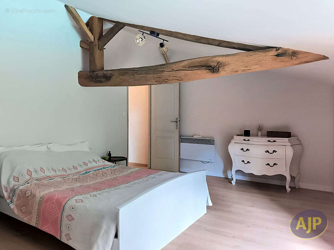 Maison à LES BROUZILS