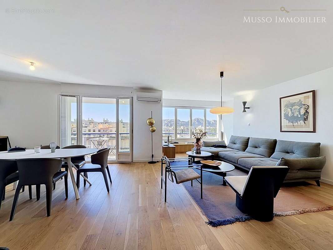 Appartement 82 m² à Marseille-8e  - photo 6