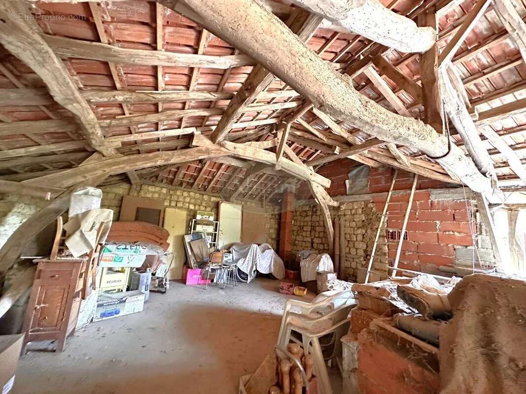 Maison à SAINTE-DODE