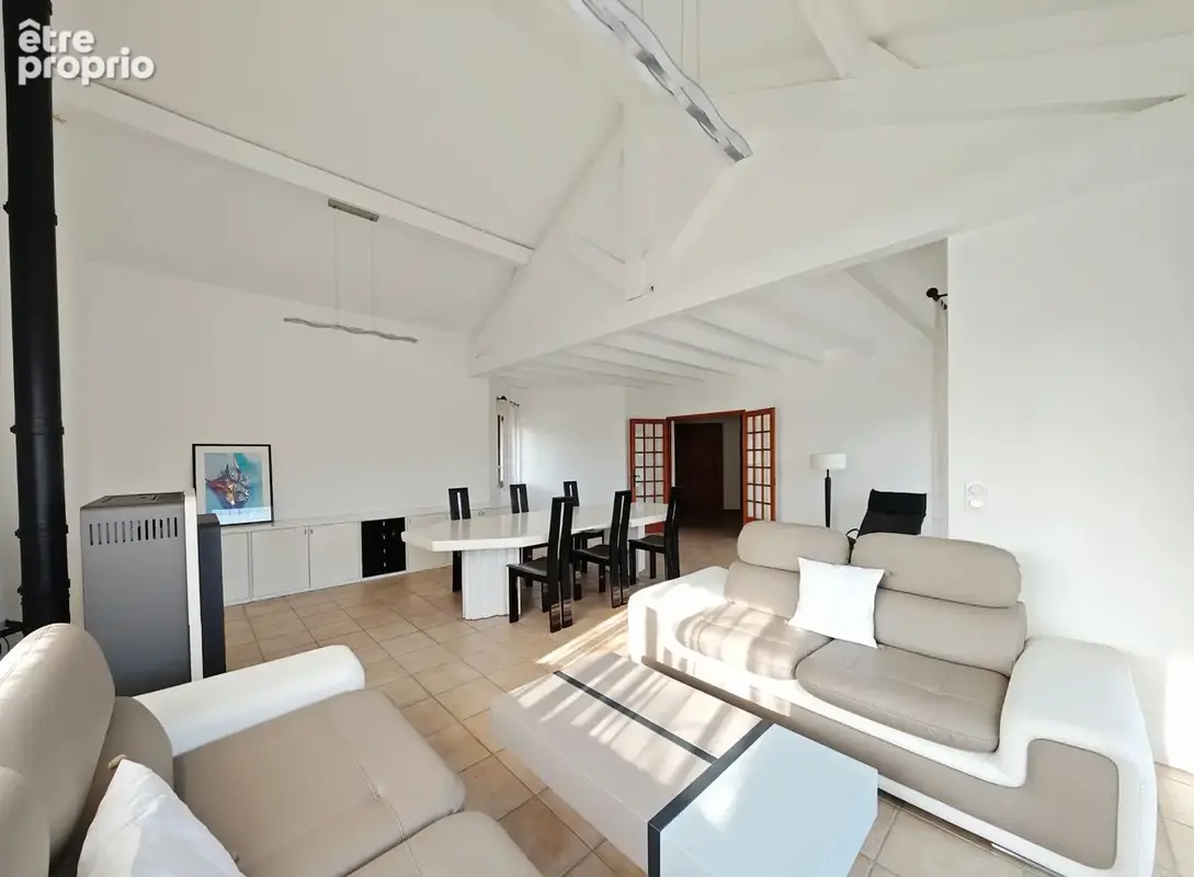 Maison 6 pièces 139 m² à vendre à Saint-Genis-Pouilly (01630) - photo 5