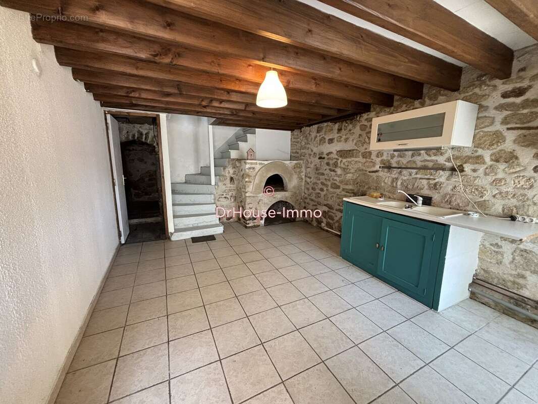 Maison à GAILLON-SUR-MONTCIENT