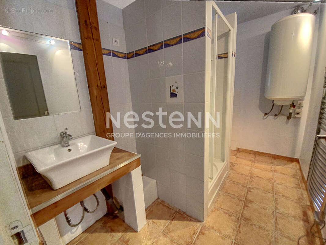 Maison à COMMENCHON