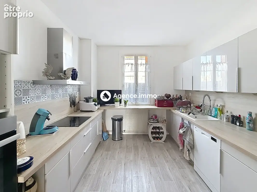 Appartement 5 pièces 123 m² à vendre à Saint-Pierre-Des-Corps (37700) - photo 3