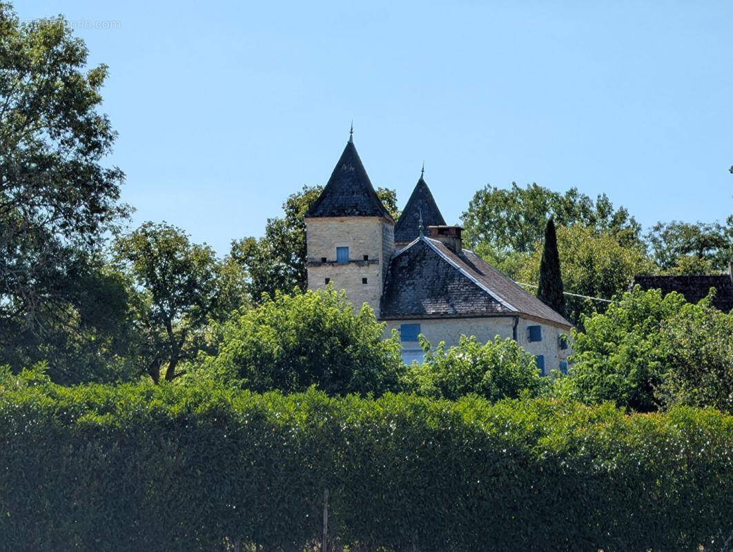 Maison à LEOBARD