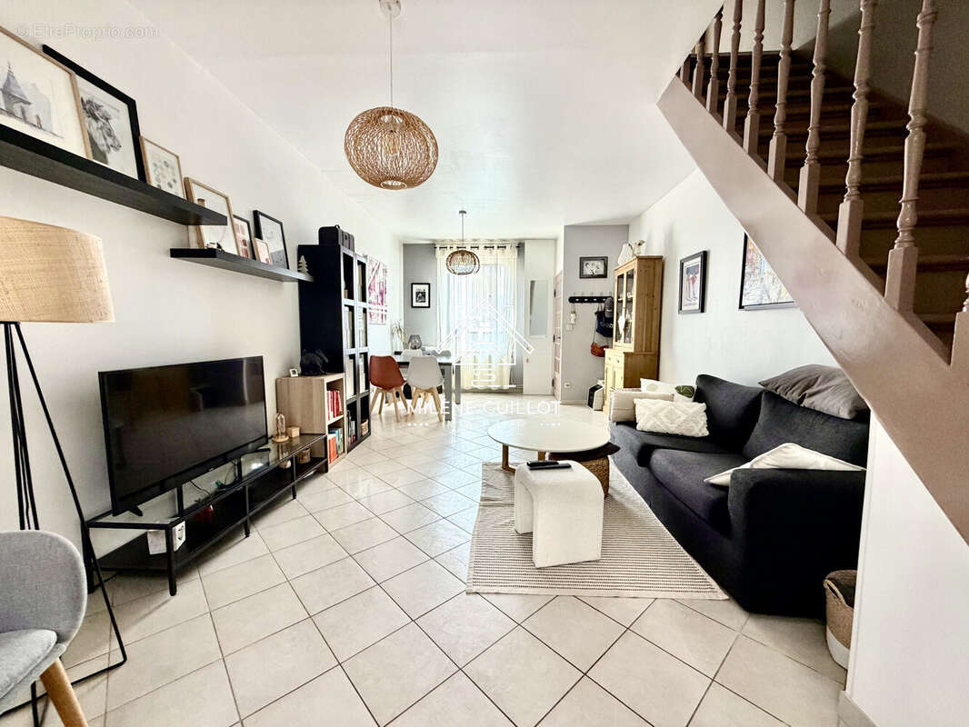 Maison 70 m² à Quesnoy-Sur-Deule  - photo 2