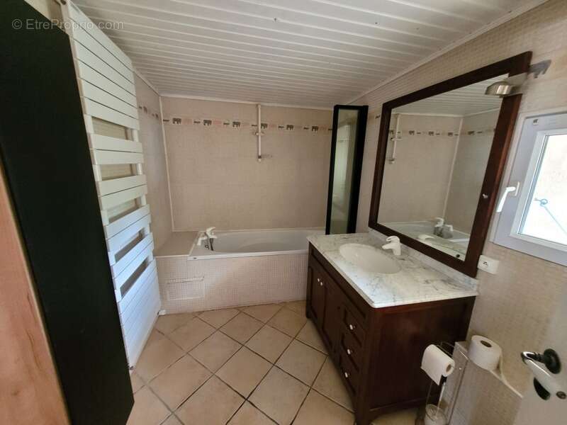 Maison à vendre 5 pièces LUSSANT (17) - photo 8