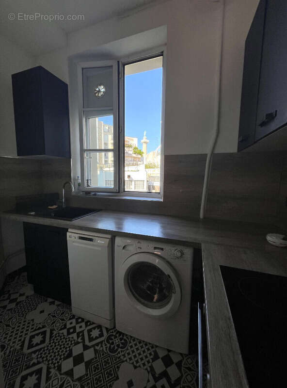 Appartement à PARIS-12E