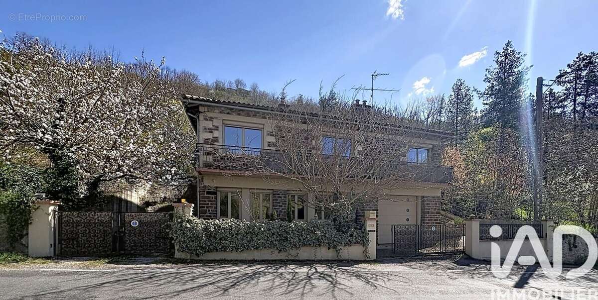 Photo 2 - Maison à SAINT-AFFRIQUE