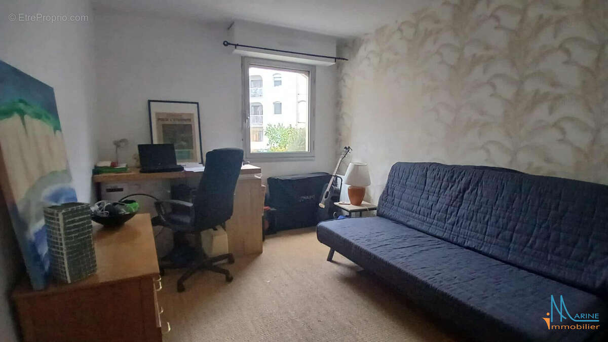 chambre coté ouest - Appartement à ROUEN