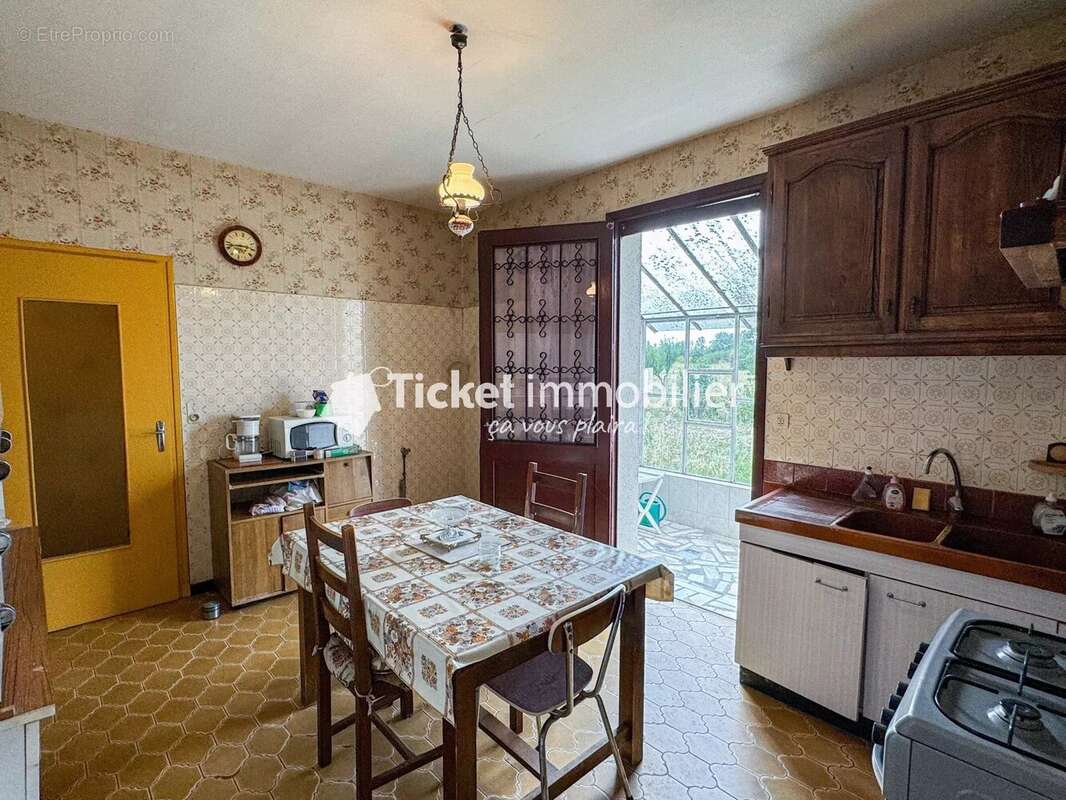 Maison à MONDONVILLE