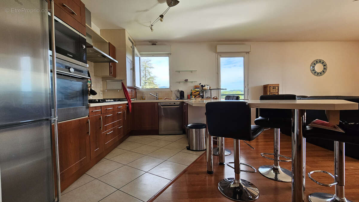 Appartement à ALLONZIER-LA-CAILLE