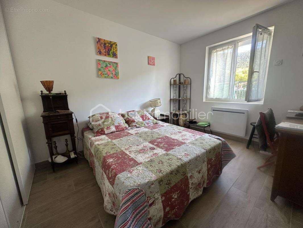 Maison à LES SALLES-DU-GARDON