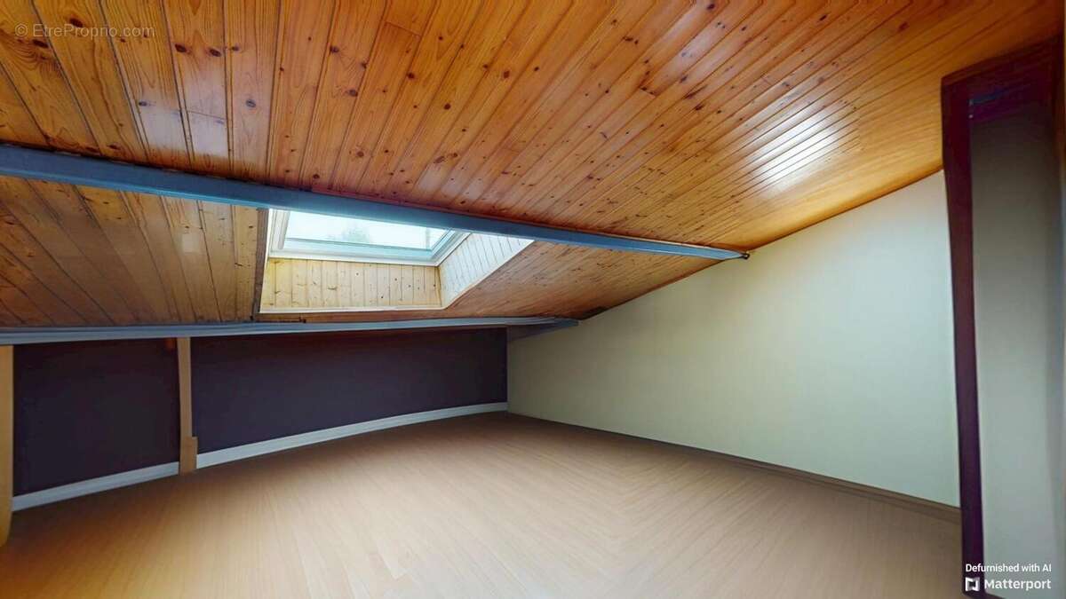 Photo 5 - Maison à VOUILLE