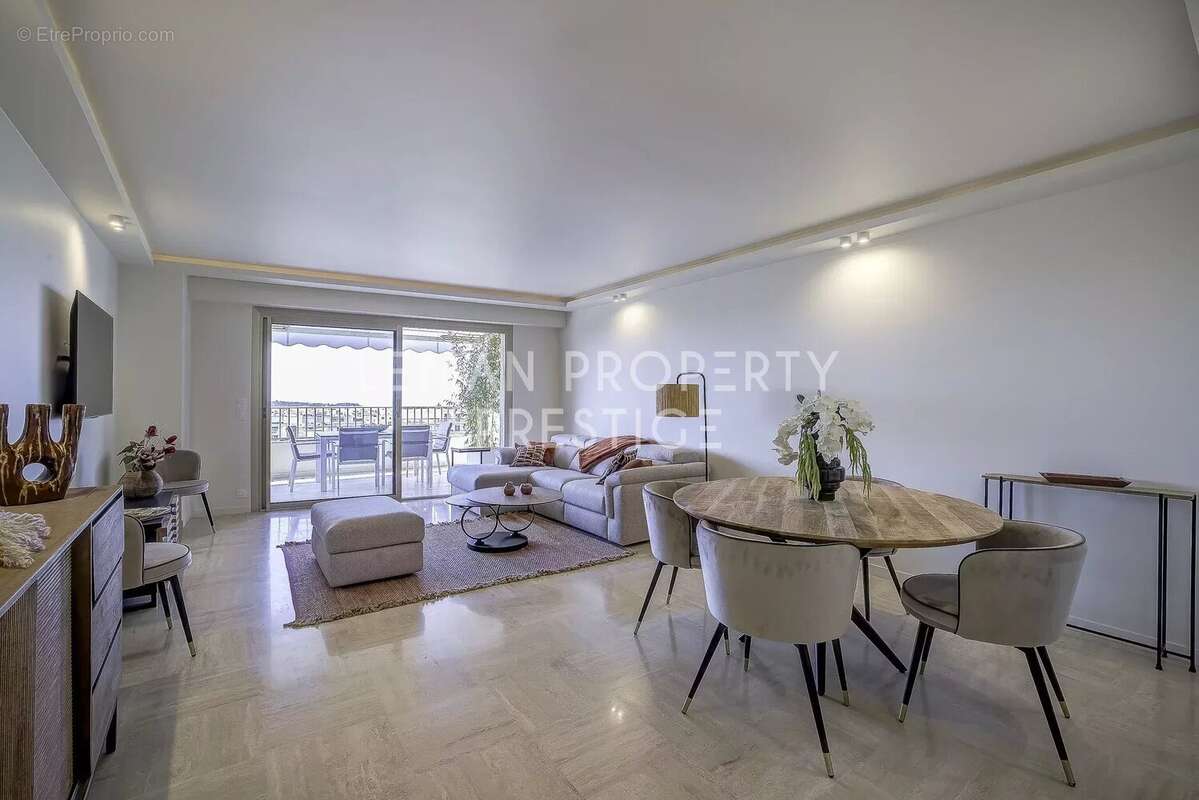 Appartement à CANNES