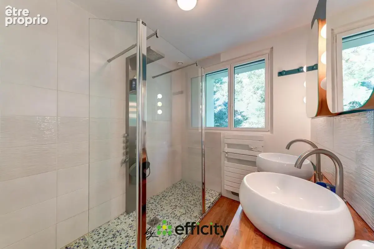 Maison 5 pièces 128 m² à vendre à Saint-Priest (69800) - photo 13