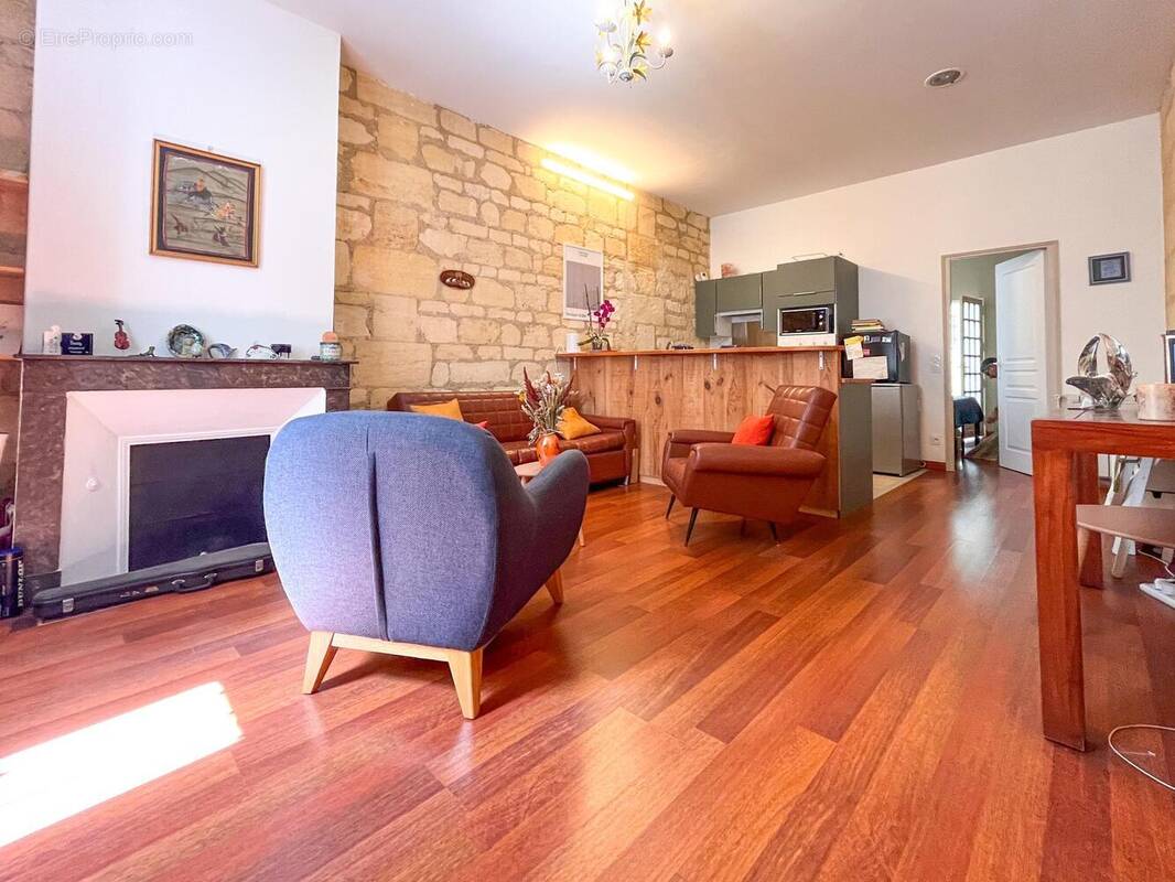 Photo 1 - Appartement à BORDEAUX