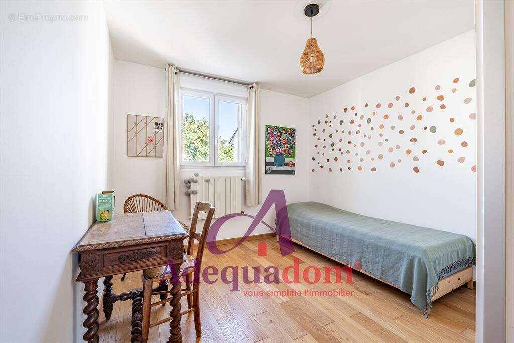 Maison à BOIS-COLOMBES