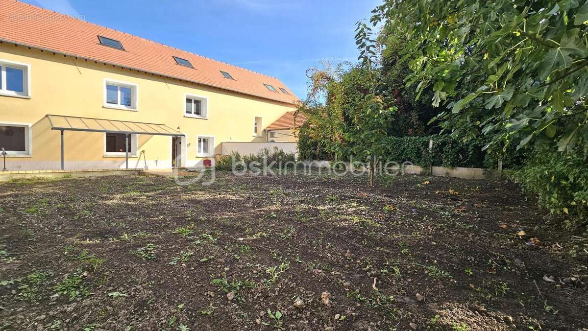 Maison à QUINCY-VOISINS