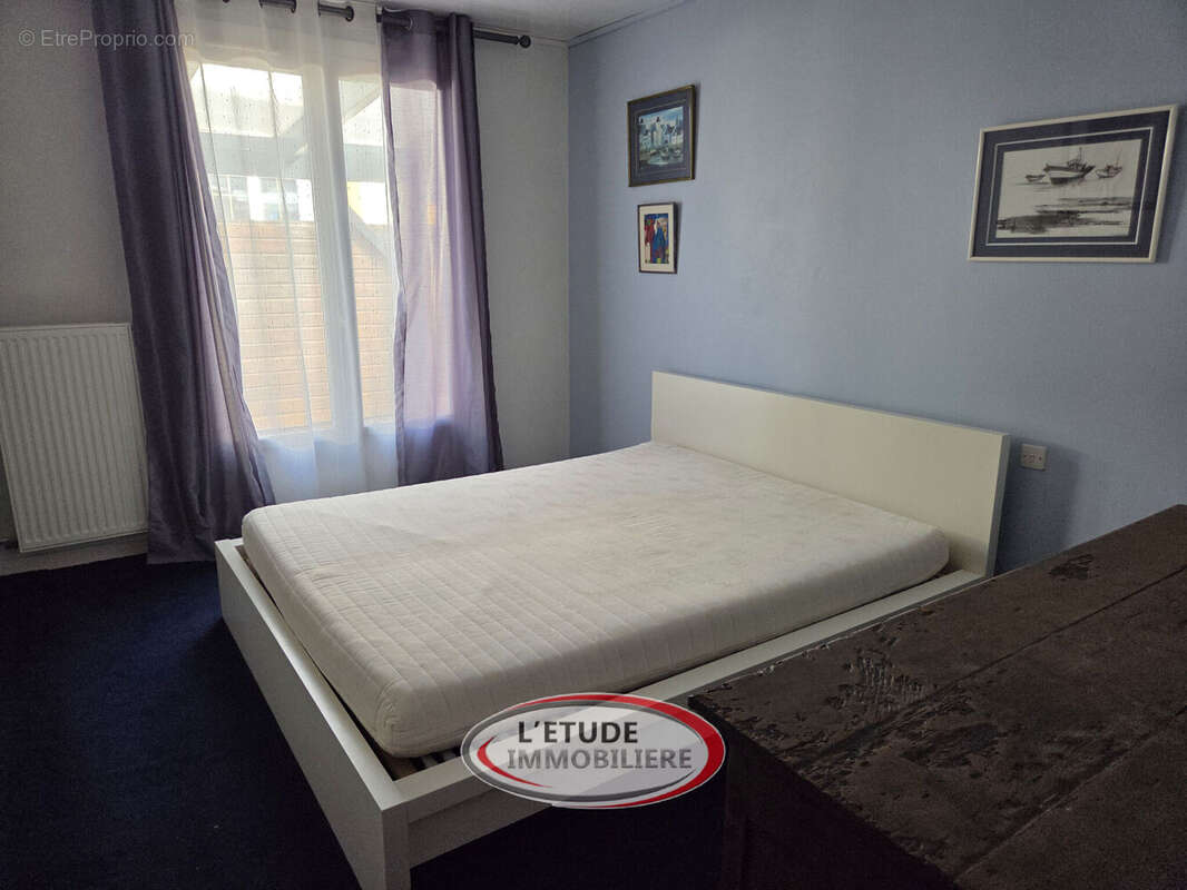 Maison 222 m² à Saint-Hilaire-De-Chaleons  - photo 8